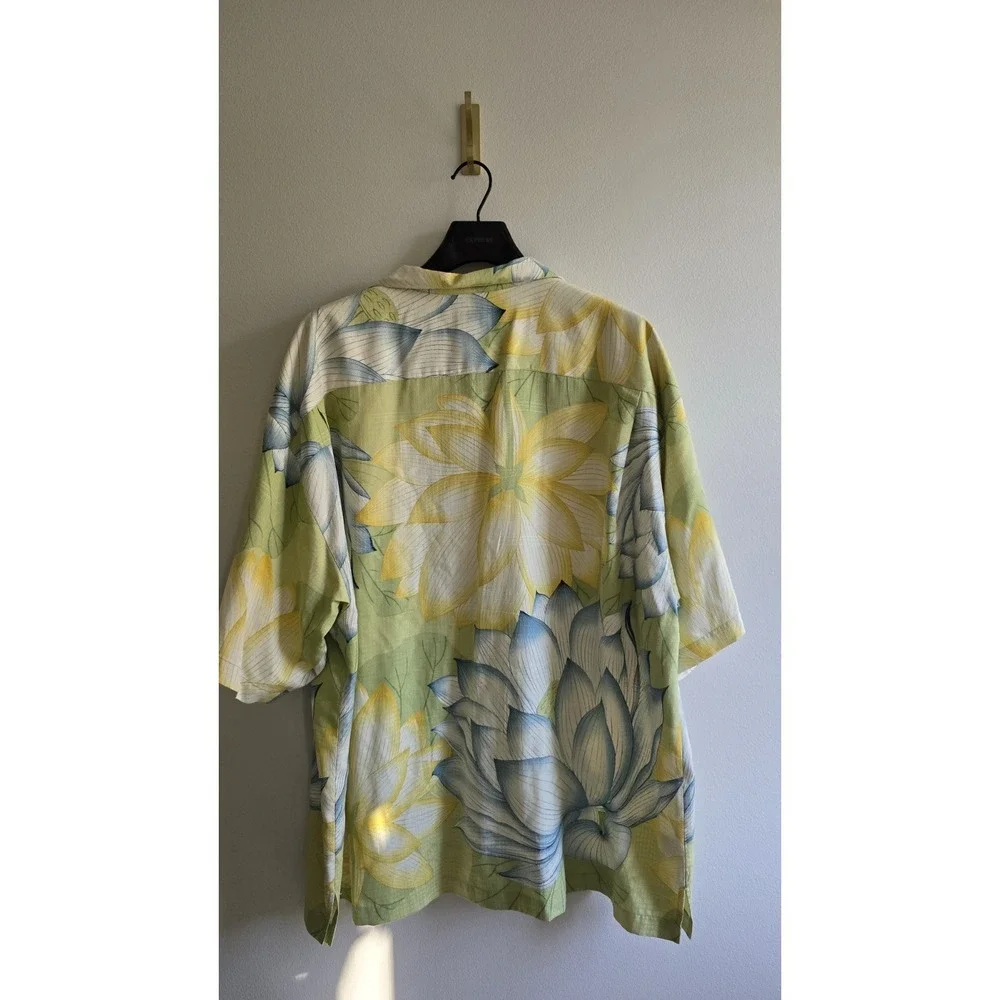 Tommy Bahama 100% Silk Hawaiian Shirt Mens XXL Green Floral Camp Collar Tropical